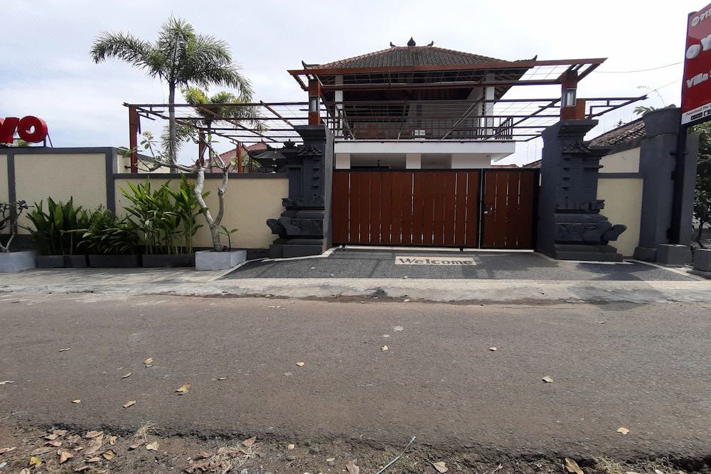 Photo of Buildings in Pekutatan