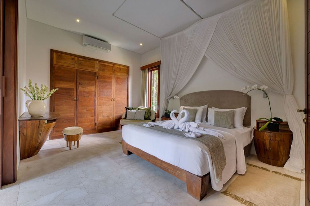 Photo of Bedroom in Sunset Road