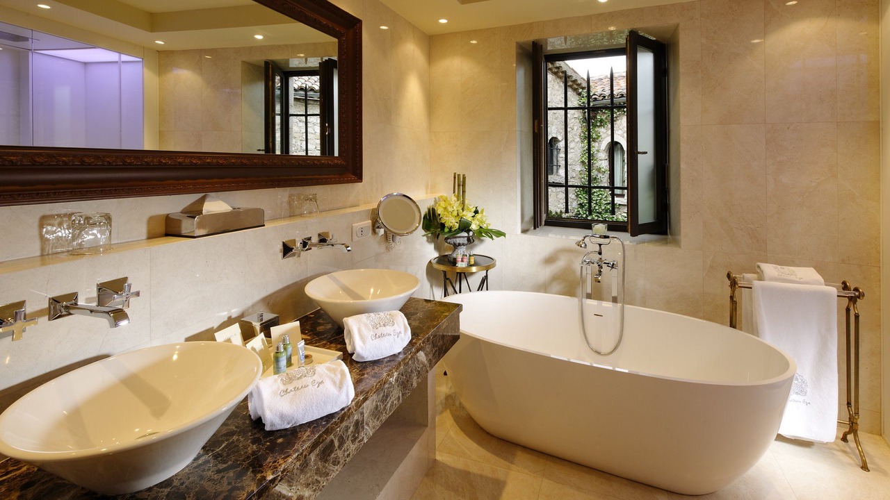 Photo of Bathroom in Old Town
