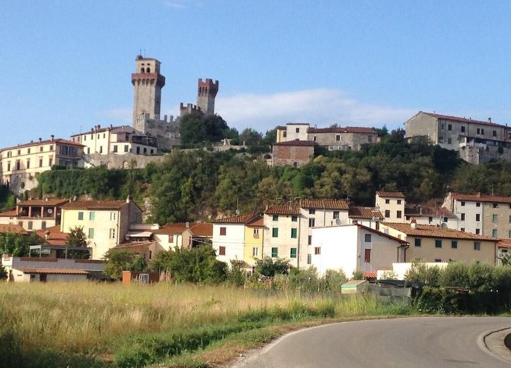 Photo of Buildings in Vicopelago