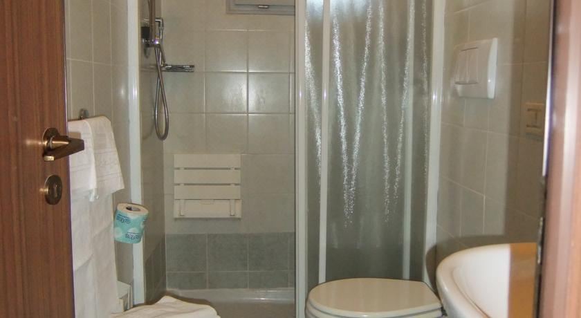 Photo of Bathroom in Cinquale