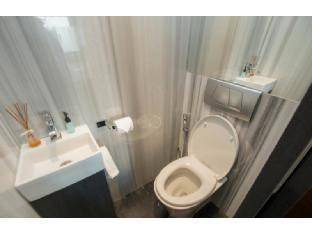 Photo of Bathroom in Petitenget