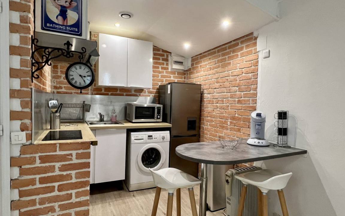 Photo of Kitchen in California - Pezou
