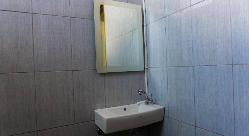 Photo of Bathroom in Padangsambian Klod