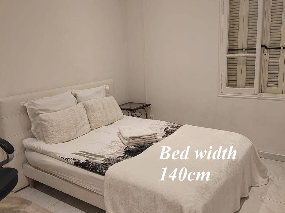 Photo of Bedroom in Beausoleil