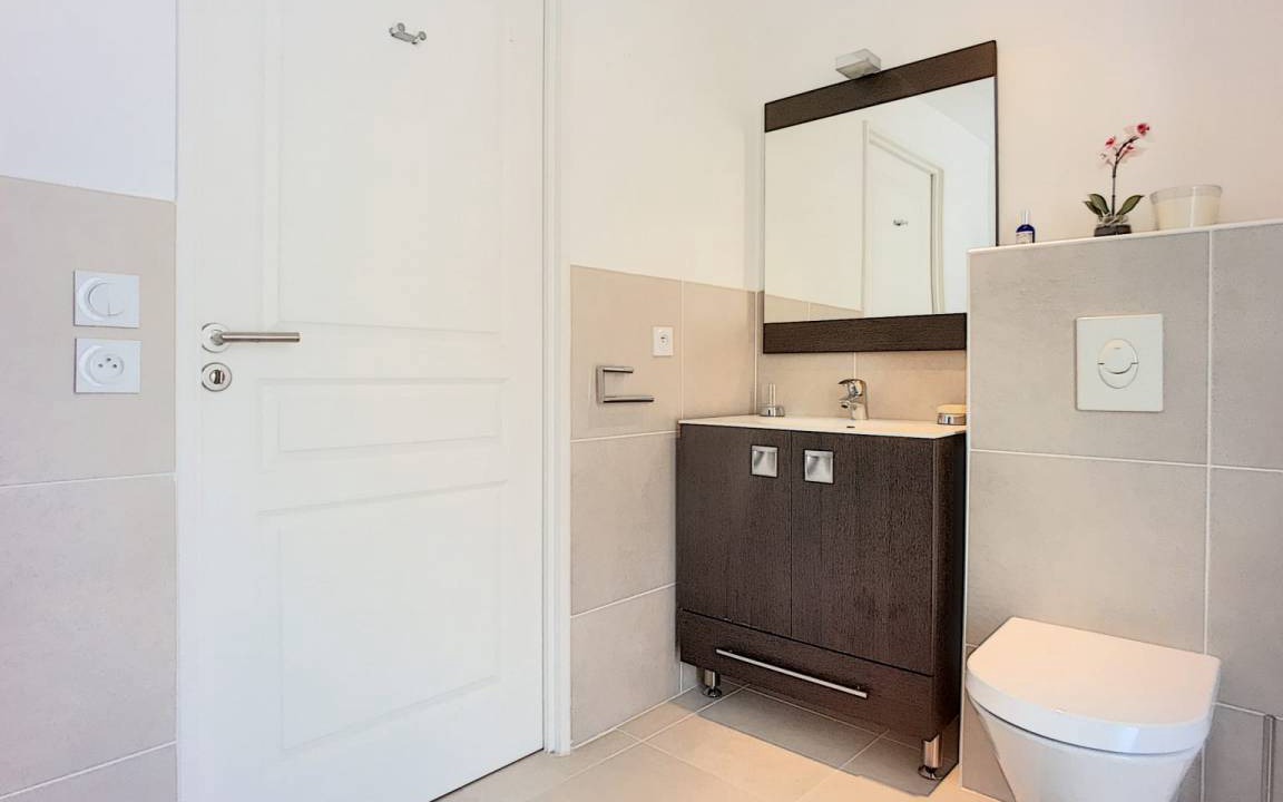 Photo of Bathroom in Antibes Old Town