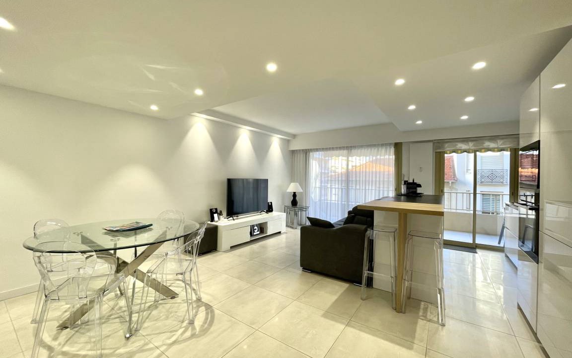 Photo of Livingroom in Cannes City Centre