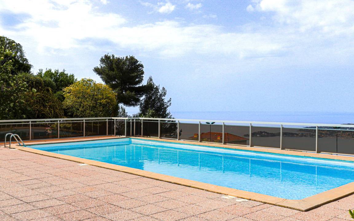 Photo of Others in Eze
