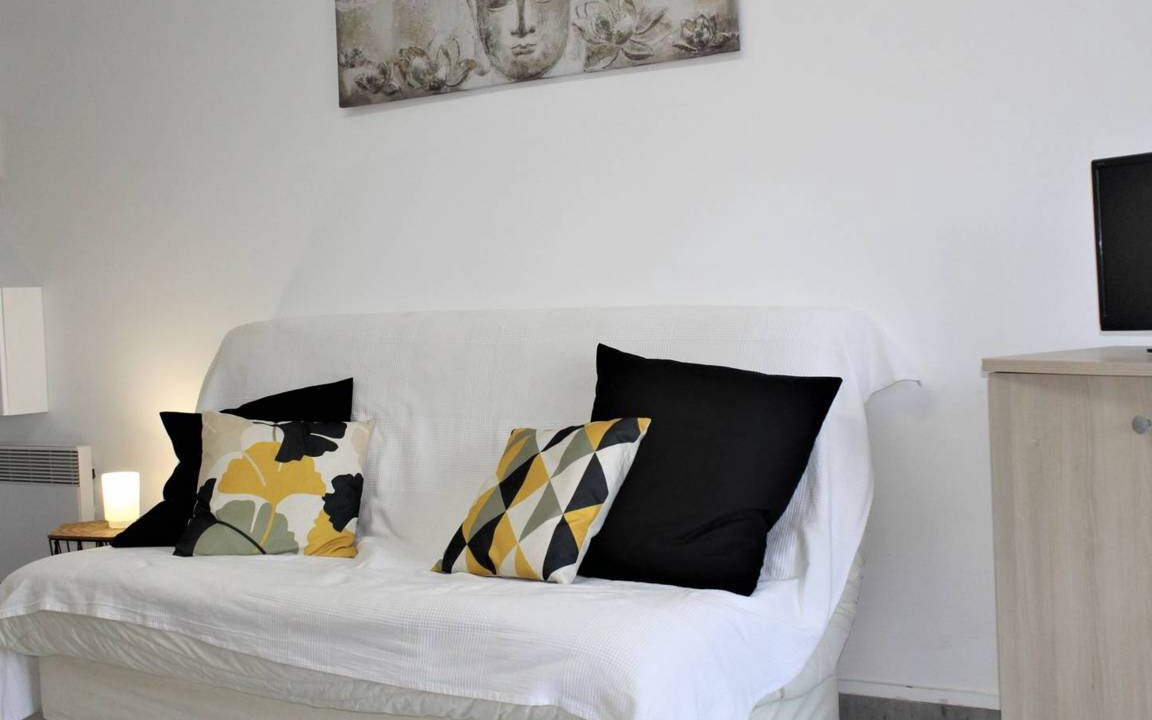 Photo of Bedroom in Villeneuve Loubet Beach