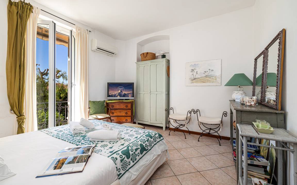 Photo of Bedroom in Beaulieu-sur-Mer