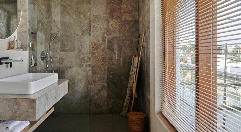 Photo of Bathroom in Cemagi