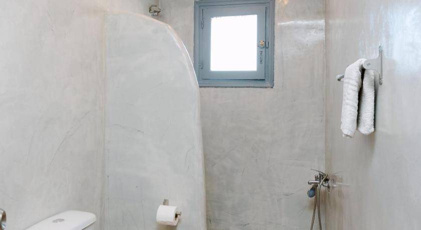 Photo of Bathroom in Karterados