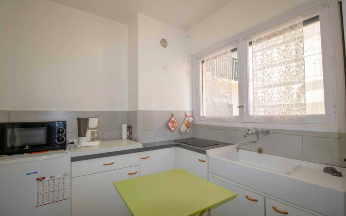 Photo of Kitchen in Saint-Raphael