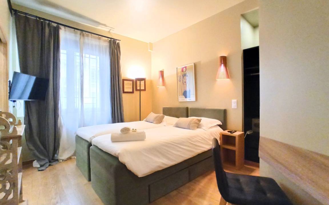 Photo of Bedroom in Cannes City Centre