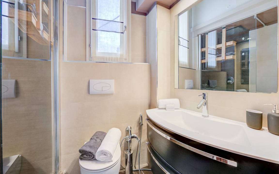 Photo of Bathroom in Beaulieu-sur-Mer