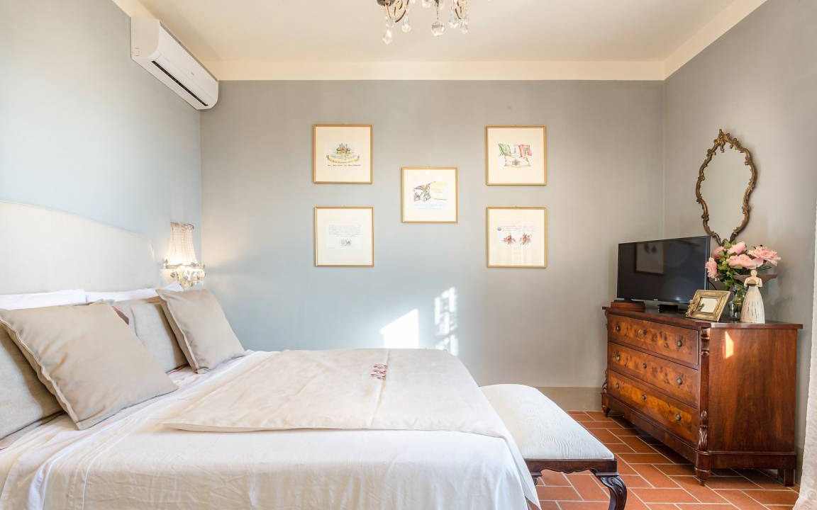 Photo of Bedroom in Lucca