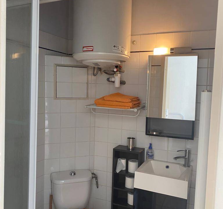Photo of Bathroom in Prado - Republique