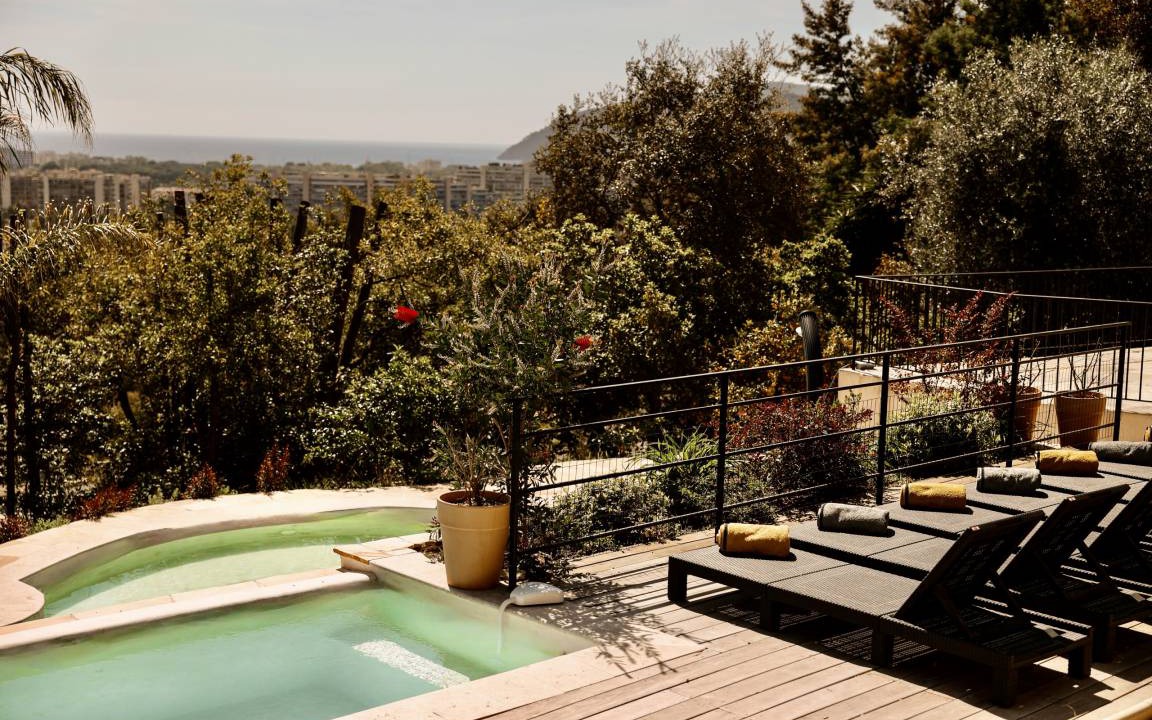 Photo of Patio Balcony in Les Termes