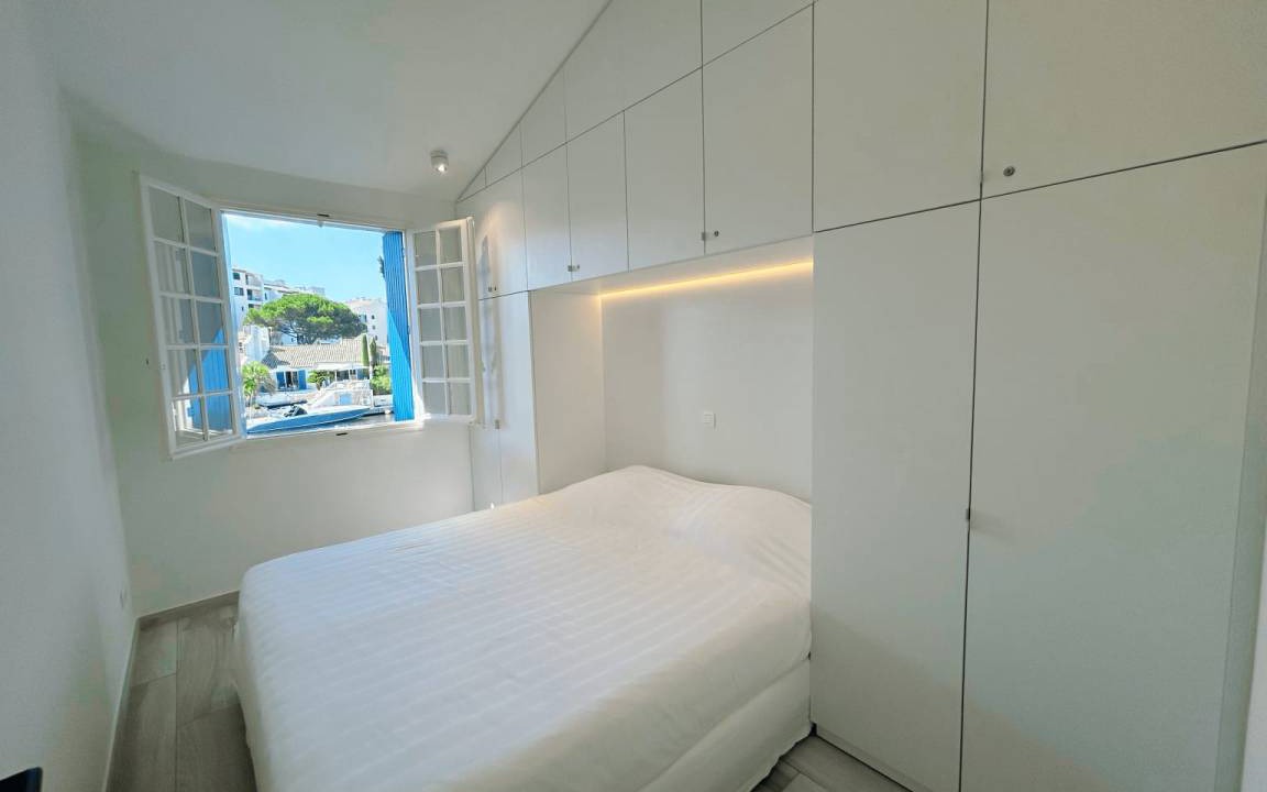Photo of Bedroom in Port Grimaud