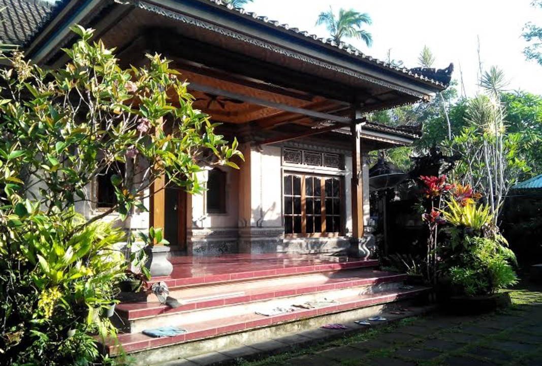 Photo of Others in Bebandem