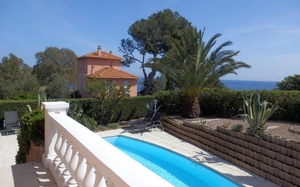 Photo of Patio Balcony in Agay