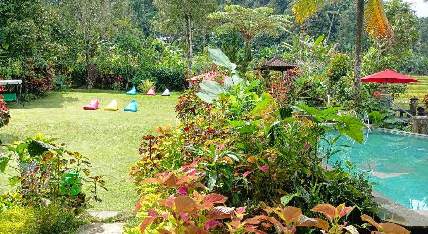 Photo of Others in Munduk