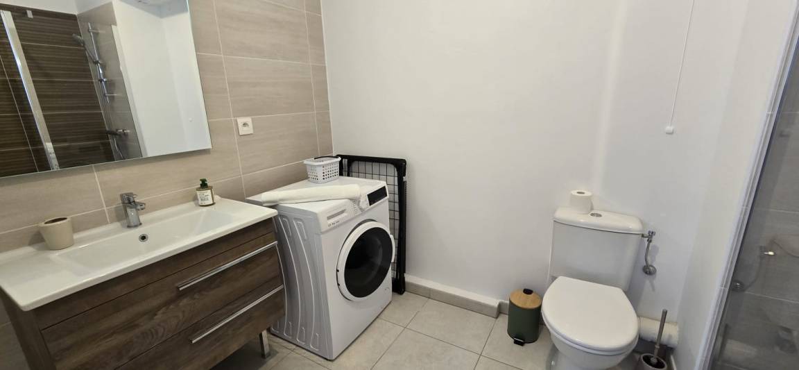 Photo of Bathroom in Cogolin