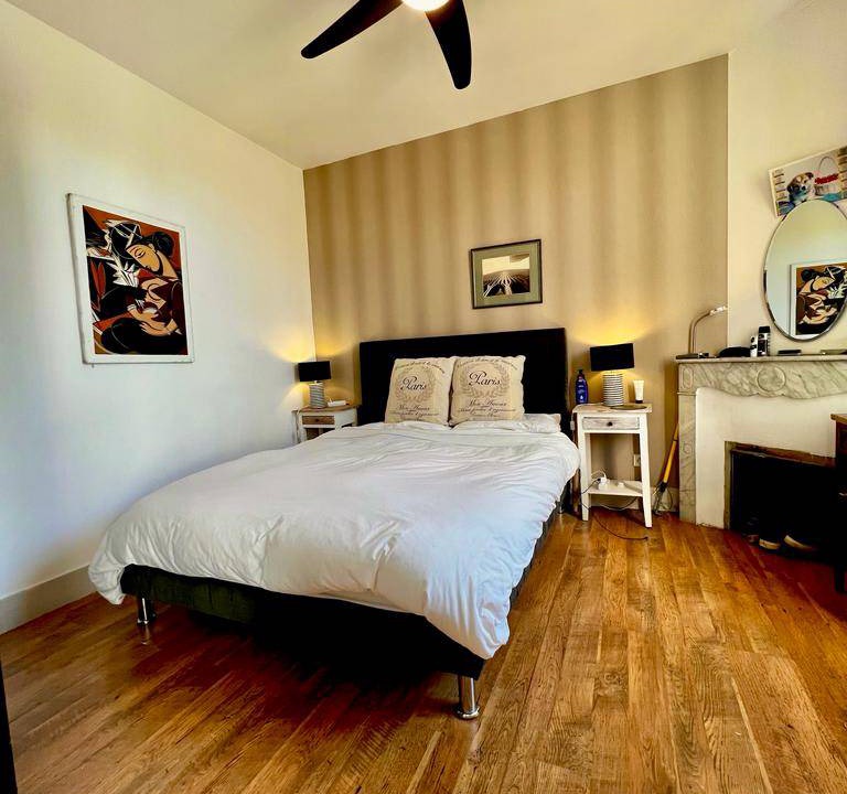 Photo of Bedroom in Antibes City Centre