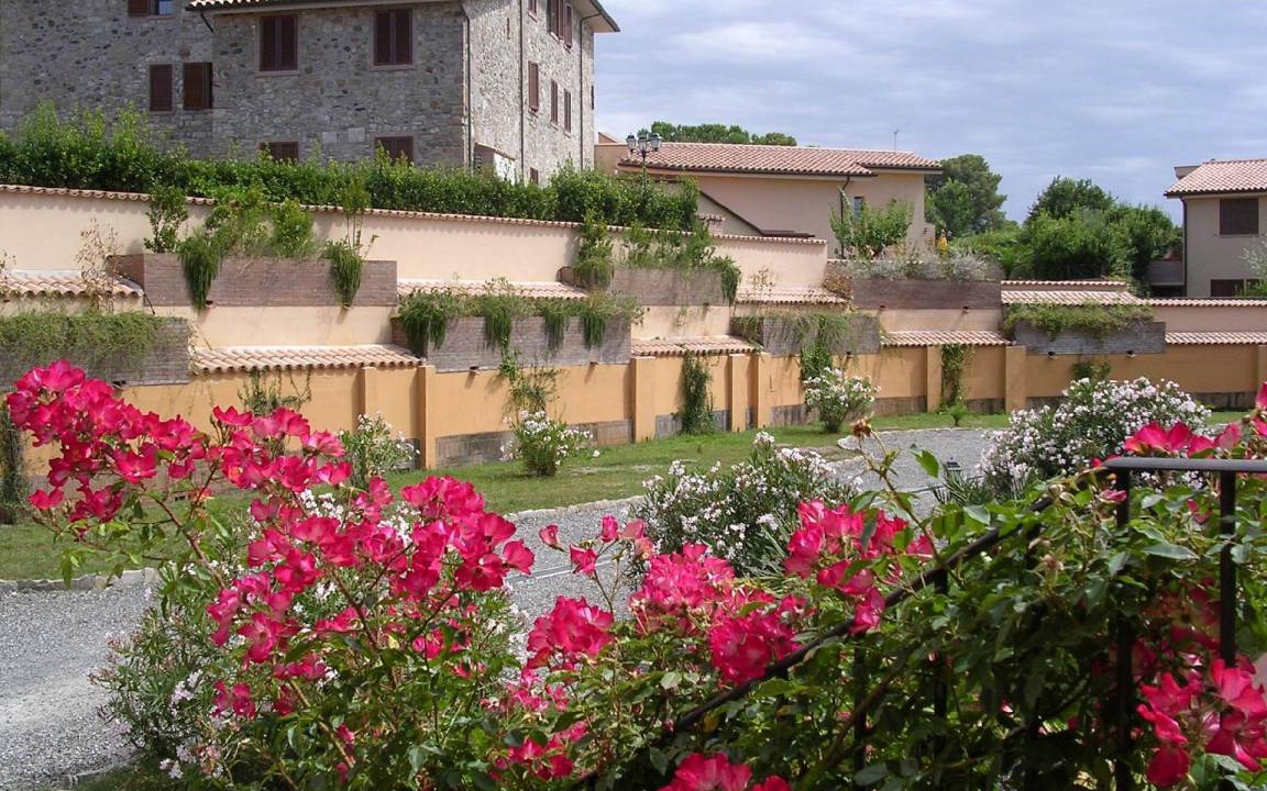 Photo of Others in Pomaia
