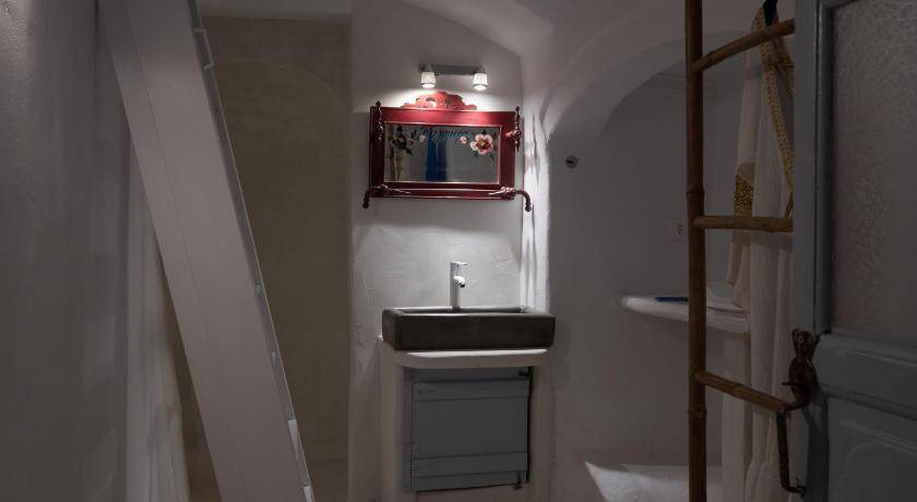 Photo of Bathroom in Pyrgos