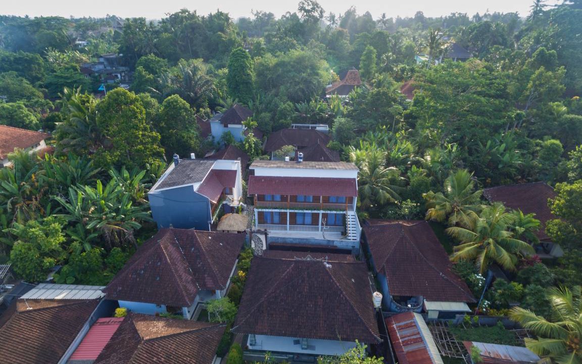 Photo of Others in Penestanan