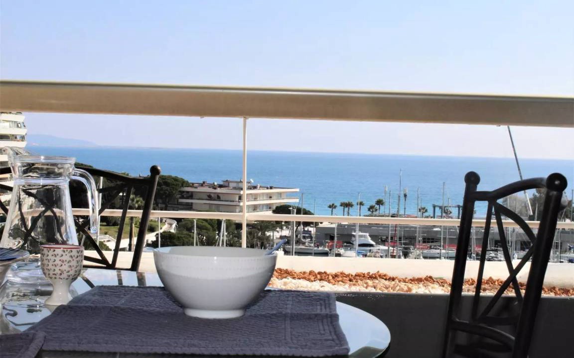 Photo of Patio Balcony in Villeneuve Loubet Beach