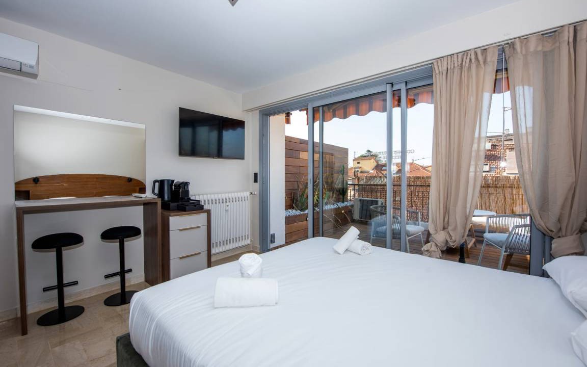 Photo of Bedroom in Prado - Republique