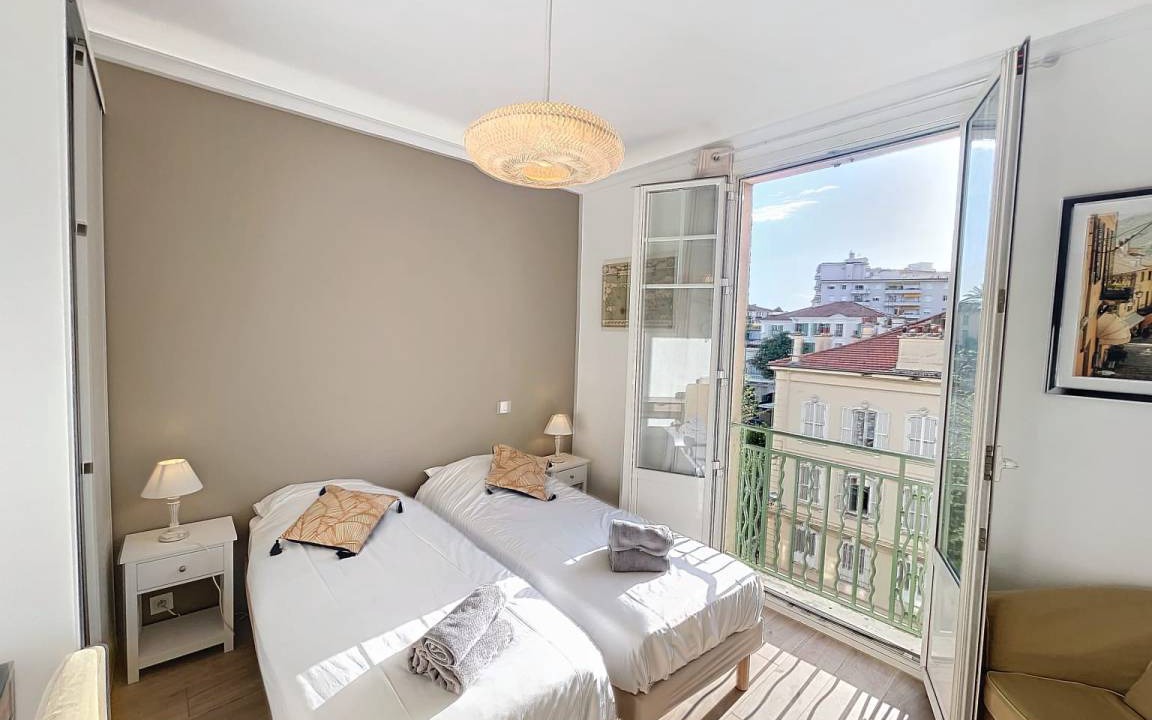 Photo of Bedroom in Carnot