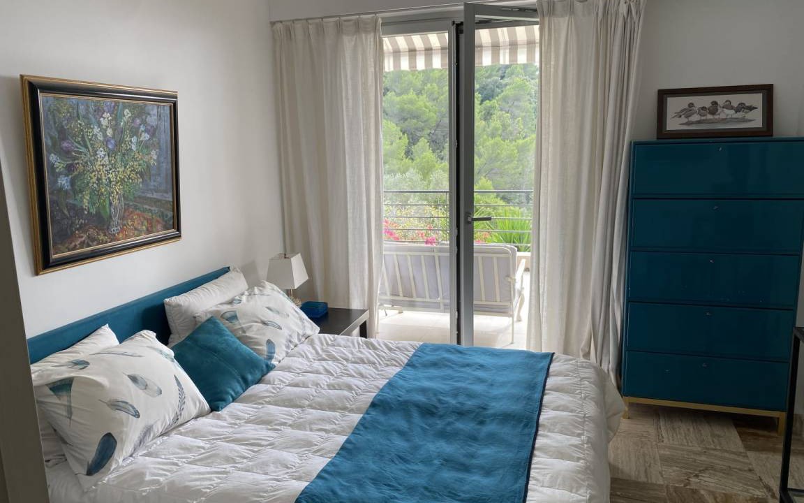 Photo of Bedroom in California - Pezou