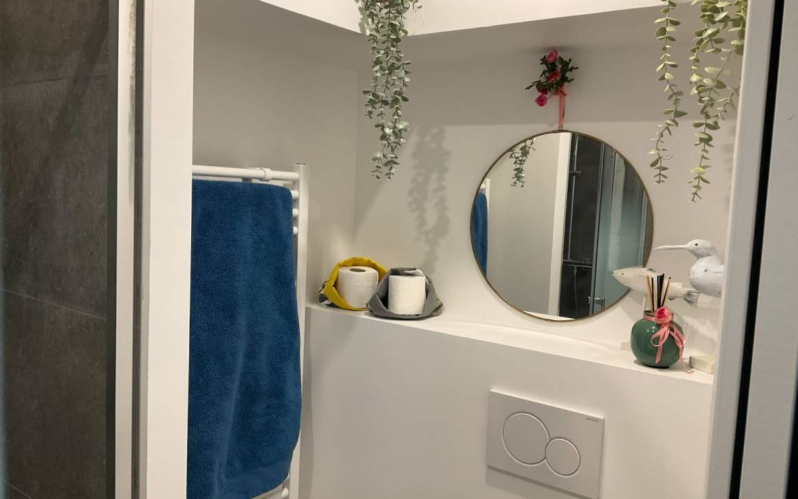 Photo of Bathroom in Cannes Old Town