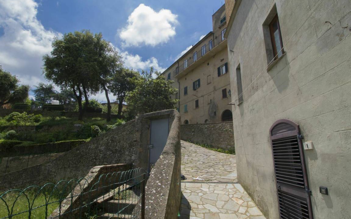 Photo of Others in Volterra