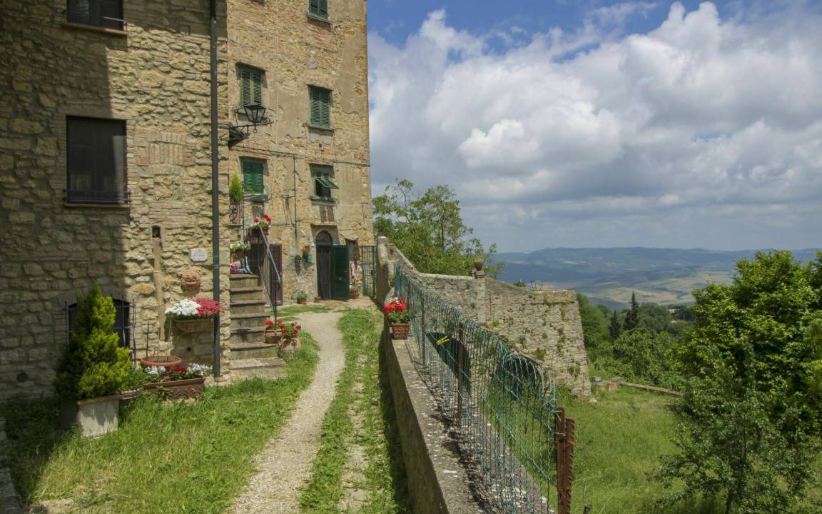 Photo of Others in Volterra