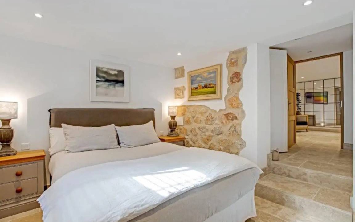 Photo of Bedroom in Le Cannet