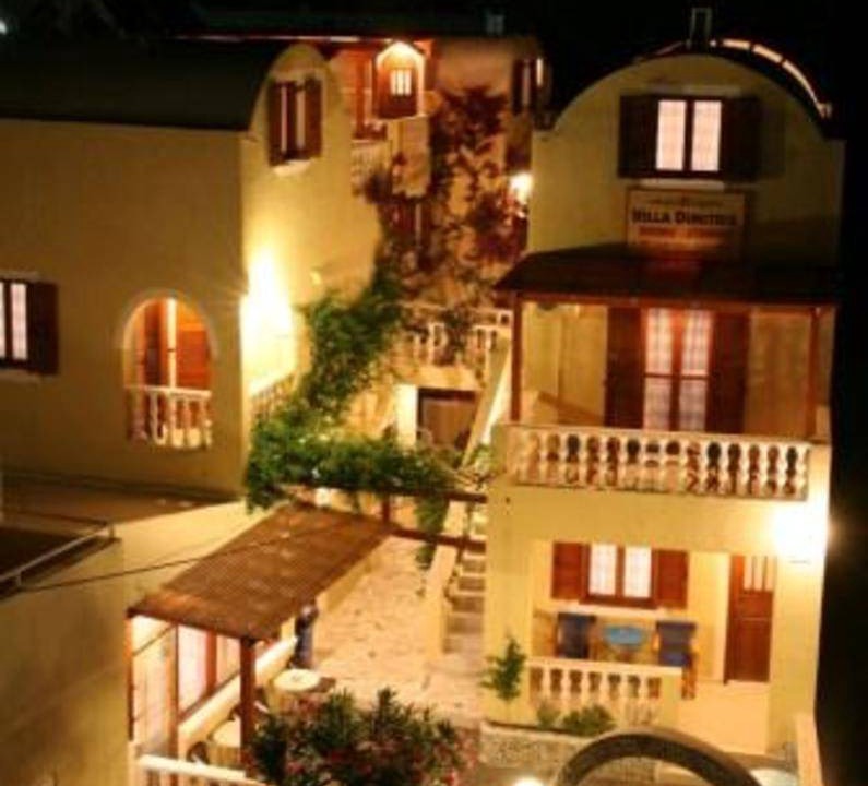 Photo of Others in Perissa
