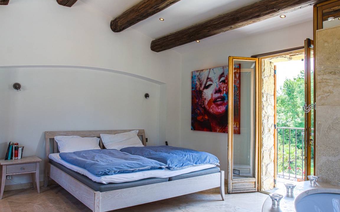 Photo of Bedroom in Chateauneuf-Grasse