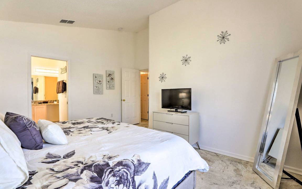 Photo of Bedroom in Eagle Pointe South