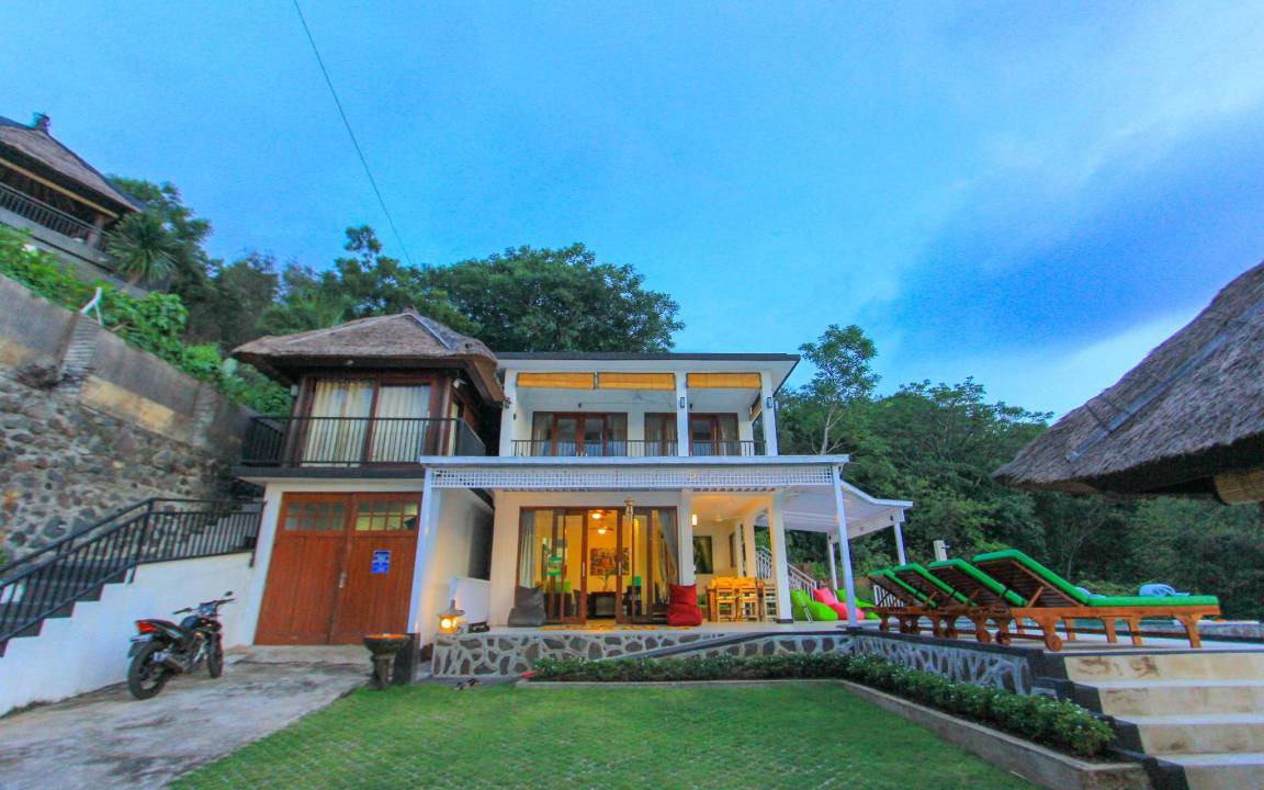 Photo of Buildings in Banjar