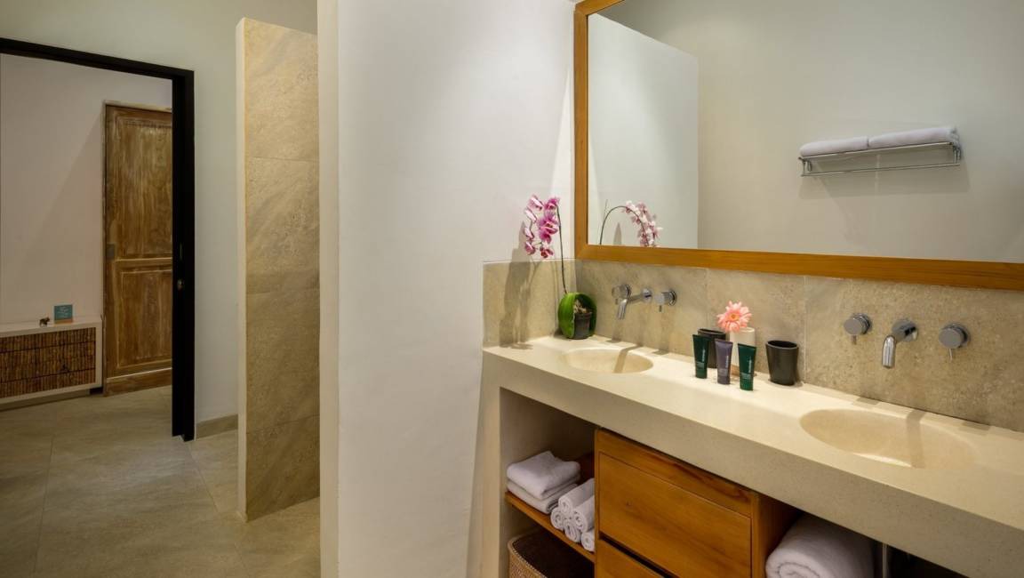 Photo of Bathroom in Kalibukbuk