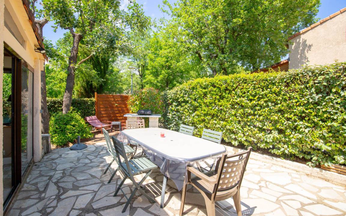 Photo of Patio Balcony in Tourrettes