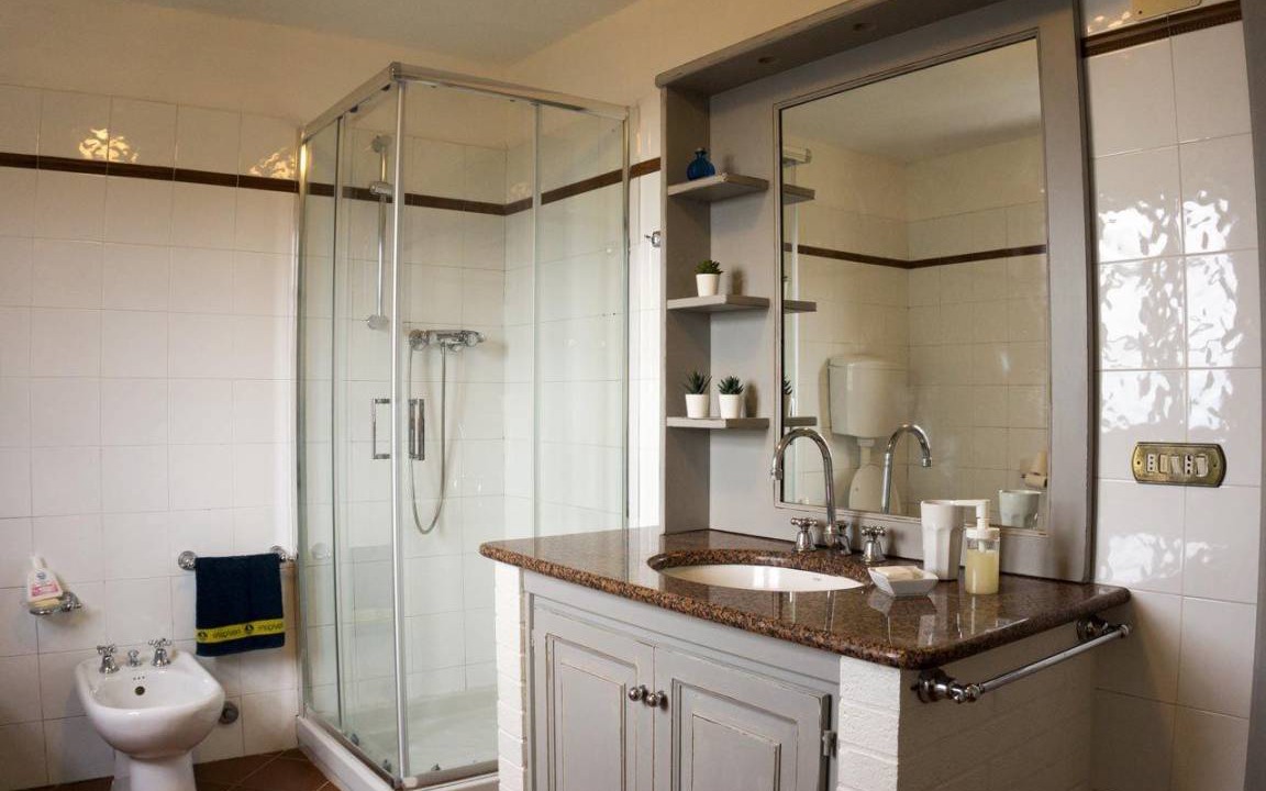 Photo of Bathroom in Pietrasanta