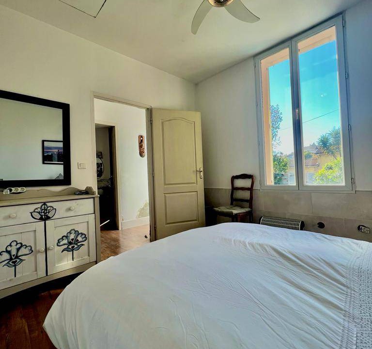 Photo of Bedroom in Antibes City Centre