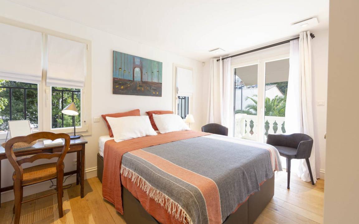 Photo of Bedroom in Cap-d'Antibes