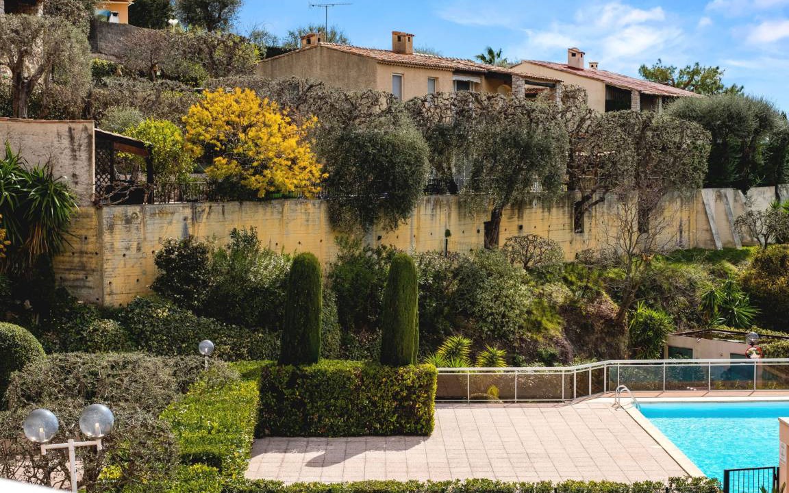 Photo of Others in Eze
