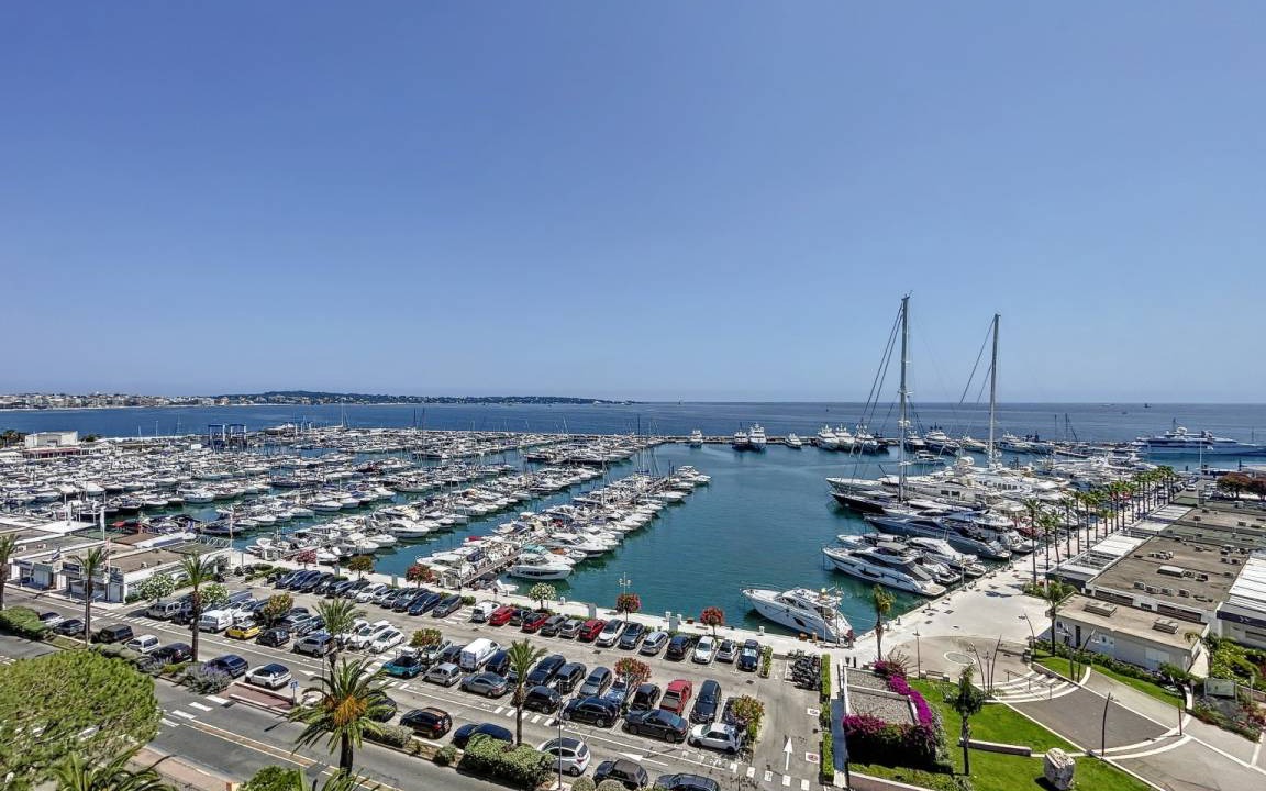 Photo of Others in Golfe Juan